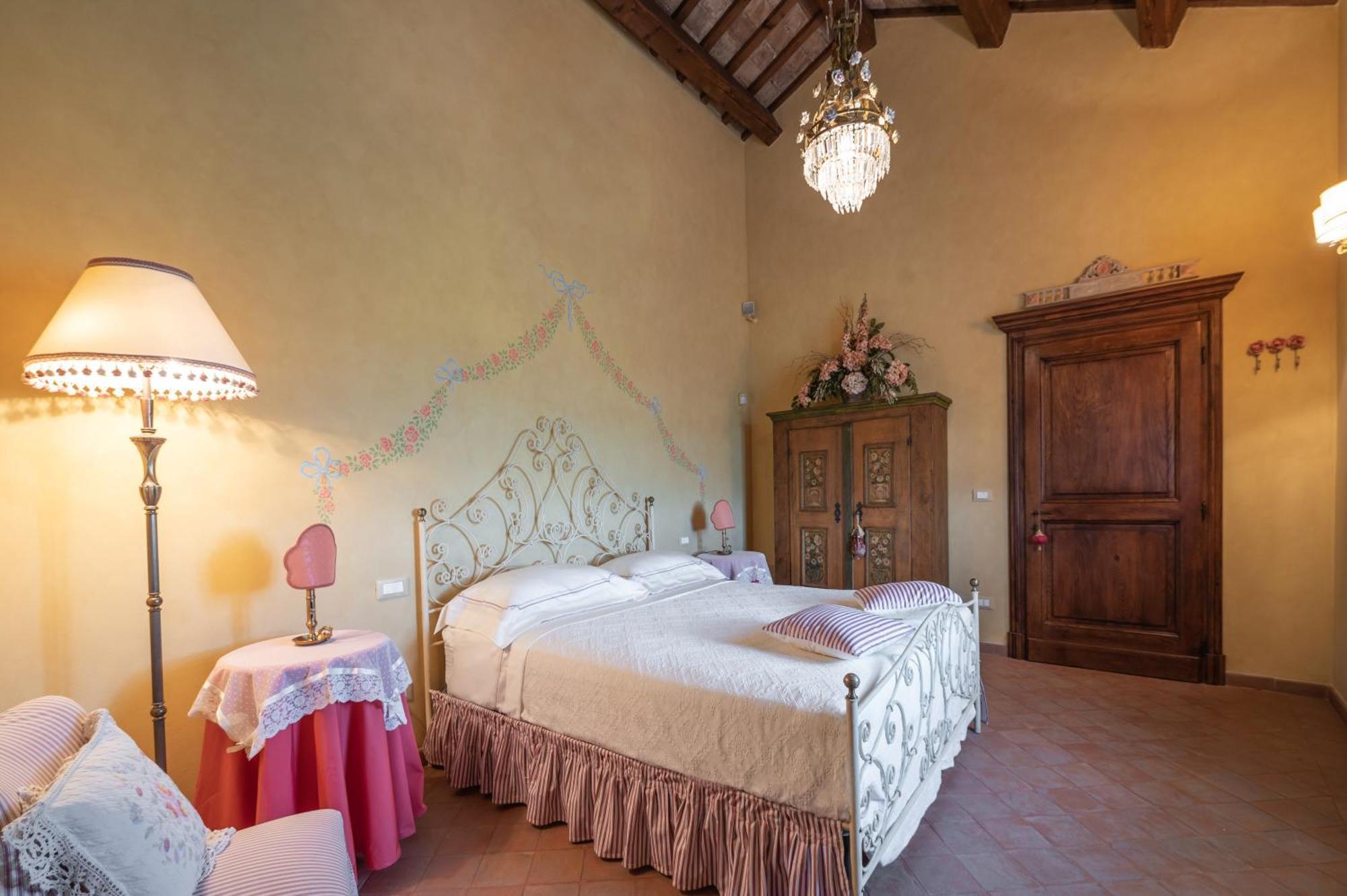 Poggio BerniPalazzo Del Poggiano住宿加早餐旅馆 外观 照片
